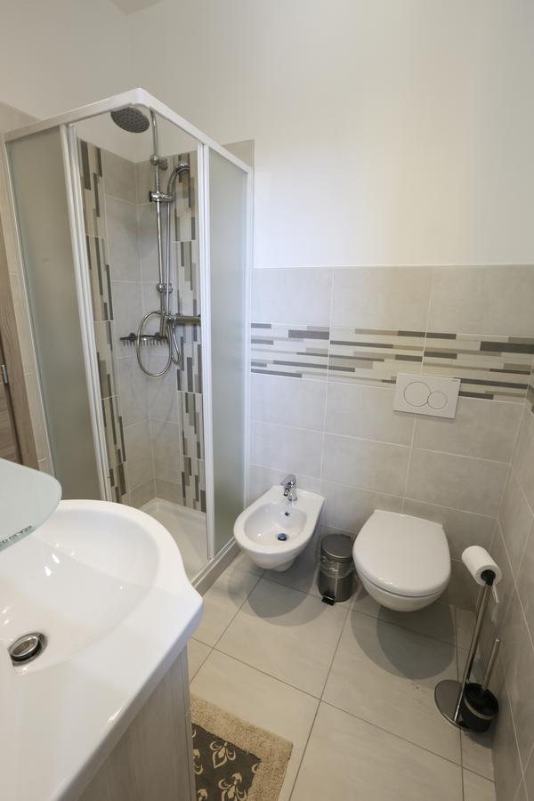 Cuneo Bed Buitenkant foto